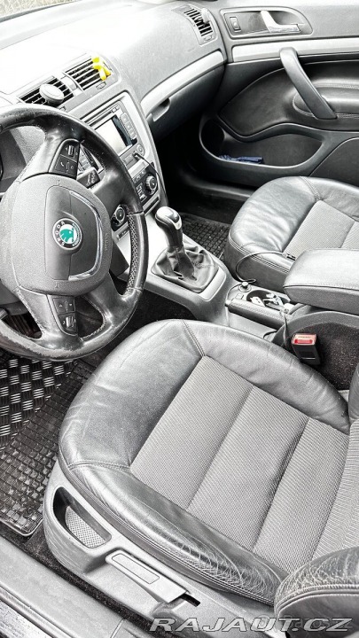 Škoda Octavia 1,6 2012