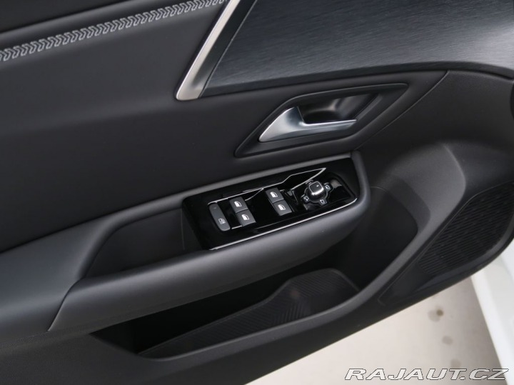 Citroën Ostatní modely C5 X 1.6PureTech,133kW,SHINE,A 1800