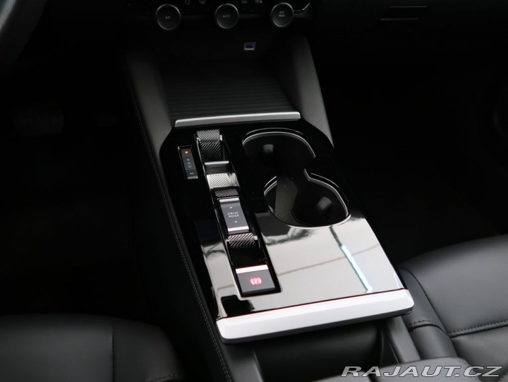 Citroën Ostatní modely C5 X 1.6PureTech,133kW,SHINE,A 1800