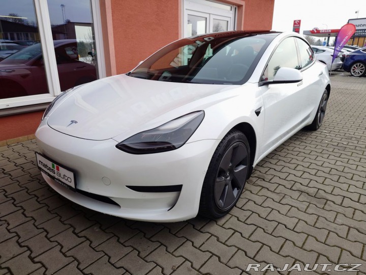 Tesla Model 3 Standard Range Plus REZER 2021