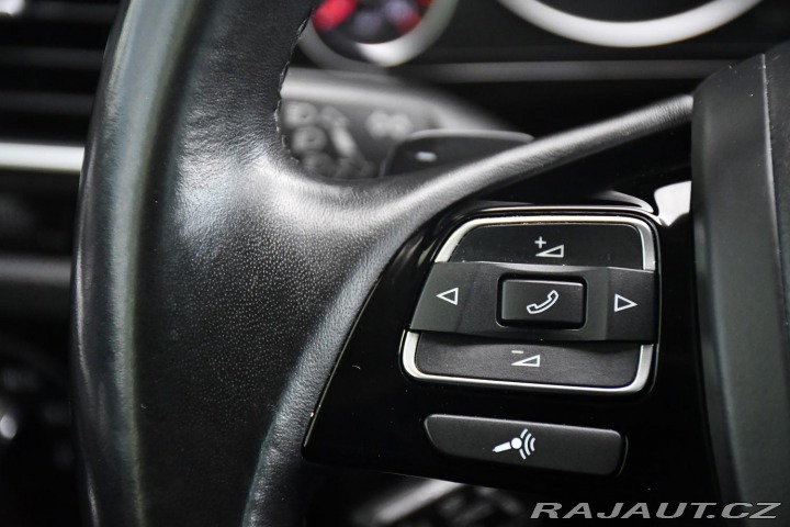 Volkswagen Touareg 3.0TDi V6 4M R-LINE TAŽNÉ 2017