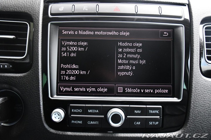 Volkswagen Touareg 3.0TDi V6 4M R-LINE TAŽNÉ 2017