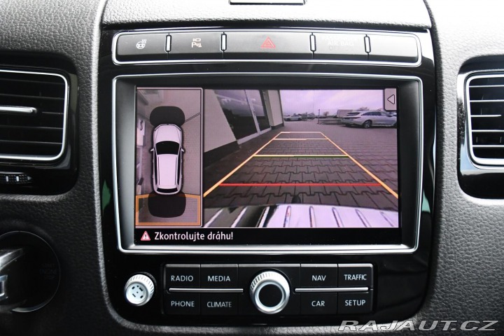 Volkswagen Touareg 3.0TDi V6 4M R-LINE TAŽNÉ 2017