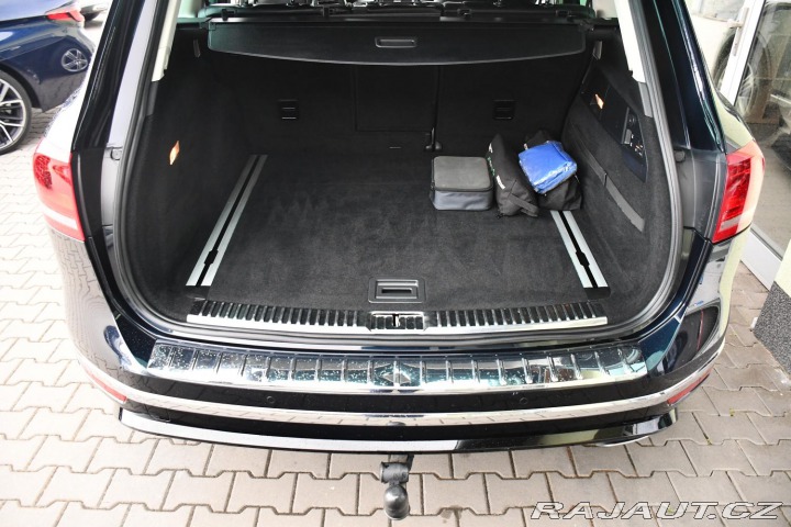 Volkswagen Touareg 3.0TDi V6 4M R-LINE TAŽNÉ 2017