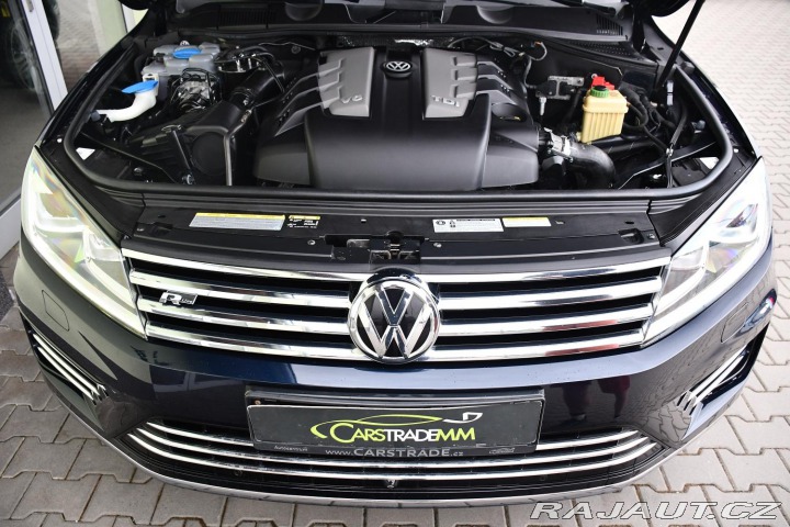 Volkswagen Touareg 3.0TDi V6 4M R-LINE TAŽNÉ 2017