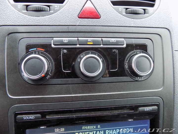 Volkswagen Caddy 2.0i/MAXI/CNG/7.Míst/klim 2011