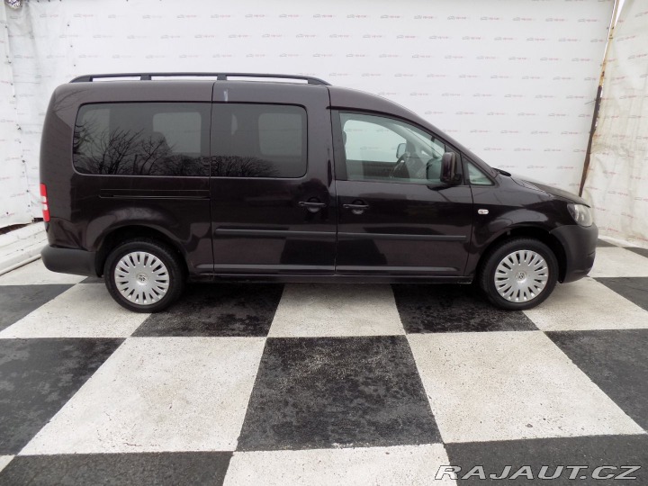 Volkswagen Caddy 2.0i/MAXI/CNG/7.Míst/klim 2011