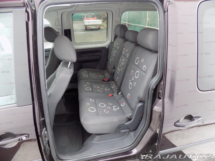 Volkswagen Caddy 2.0i/MAXI/CNG/7.Míst/klim 2011