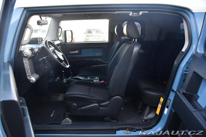 Toyota FJ Cruiser 4,0 VVT-i V6 AWD 2019