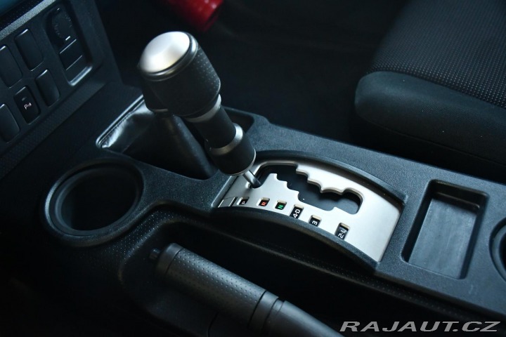 Toyota FJ Cruiser 4,0 VVT-i V6 AWD 2019