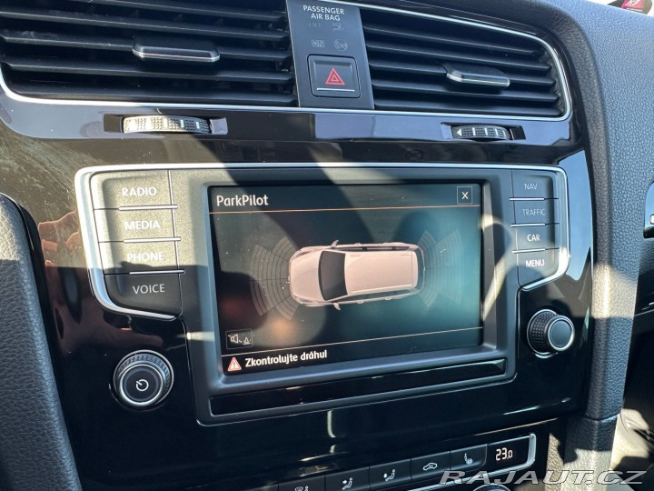 Volkswagen Golf 2.0Tdi 110kw DSG 2015