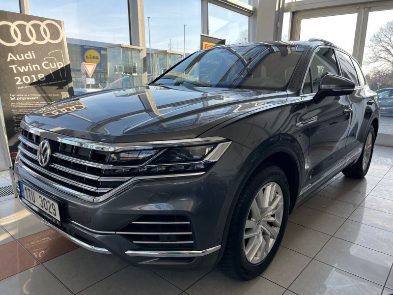Volkswagen Touareg Atmosphere 210kW Tažné