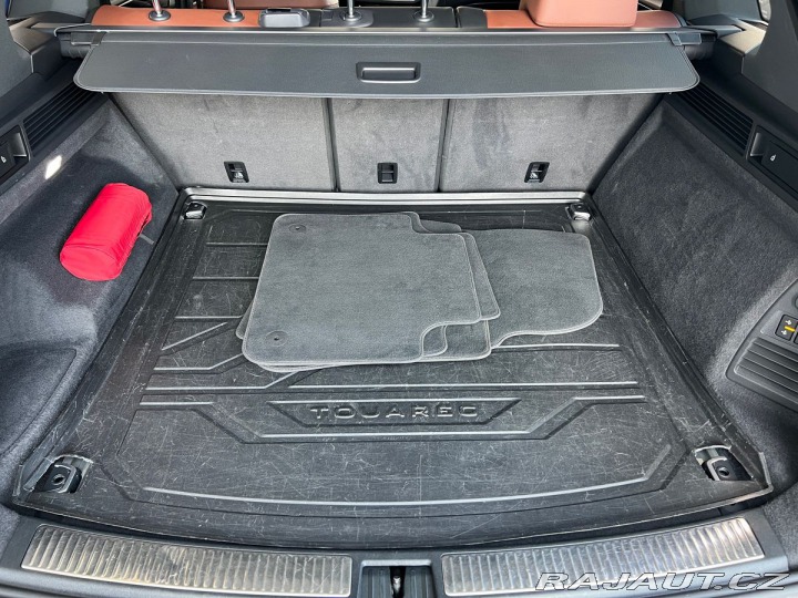 Volkswagen Touareg Atmosphere 210kW Tažné 2020