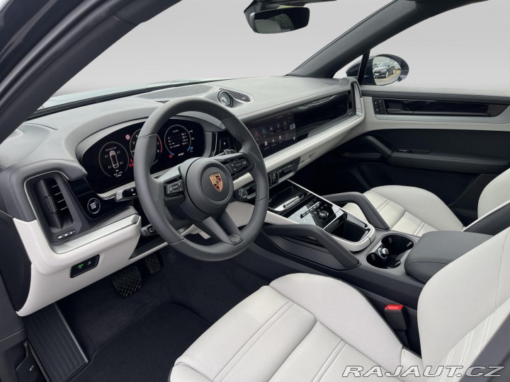 Porsche Cayenne E-Hybrid Coupe 2025