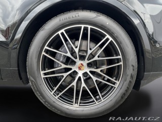 Porsche Cayenne E-Hybrid Coupe 2025