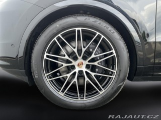 Porsche Cayenne E-Hybrid Coupe 2025