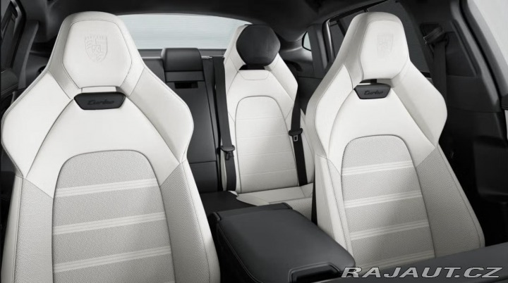 Porsche Panamera Turbo E-Hybrid 2025