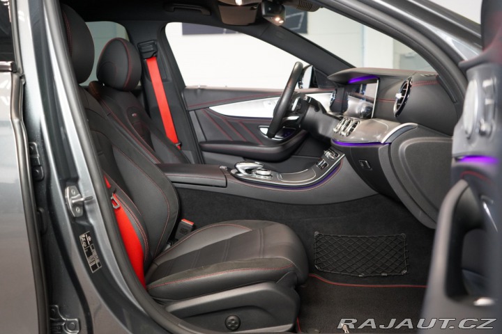 Mercedes-Benz E 43*AMG*4M*VZDUCH*TAŽNÉ*36 2018