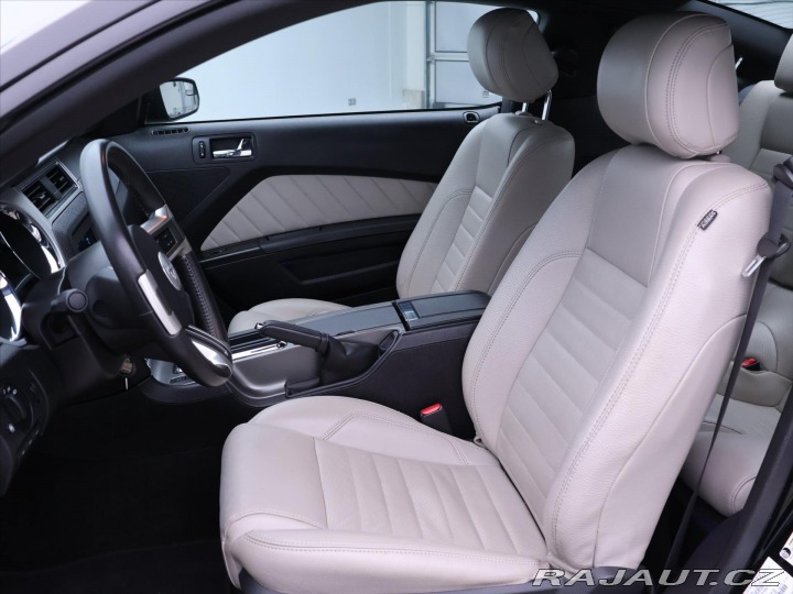 Ford Mustang 3,7 L V6 227kW 2011