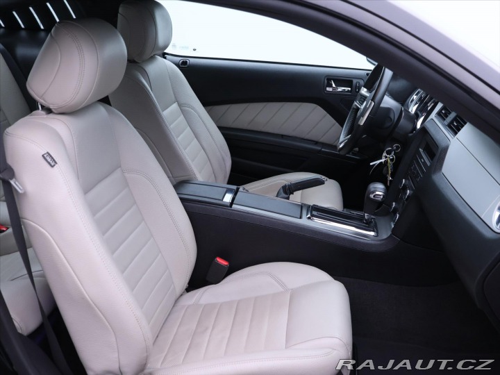 Ford Mustang 3,7 L V6 227kW 2011