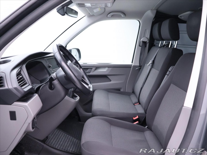 Volkswagen Transporter 2,0 TDI 110kW 9-Míst CZ D 2021