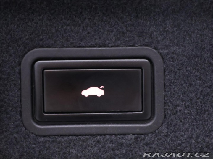 Audi A8 4,2 FSI 273kW Quattro Tip 2012