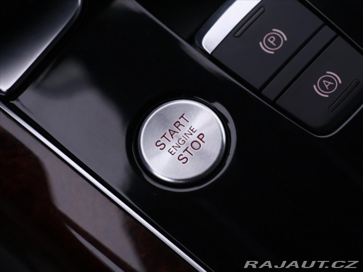 Audi A8 4,2 FSI 273kW Quattro Tip 2012