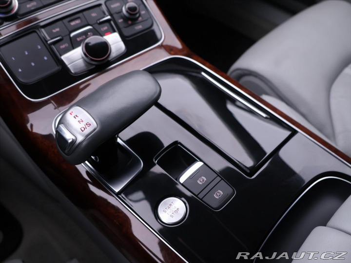 Audi A8 4,2 FSI 273kW Quattro Tip 2012