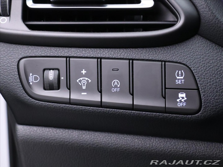 Hyundai i30 1,5 T-GDI 117 kW Family S 2022