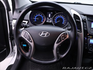 Hyundai i30 1,6 GDi 99kW Aut. CZ Week 2015