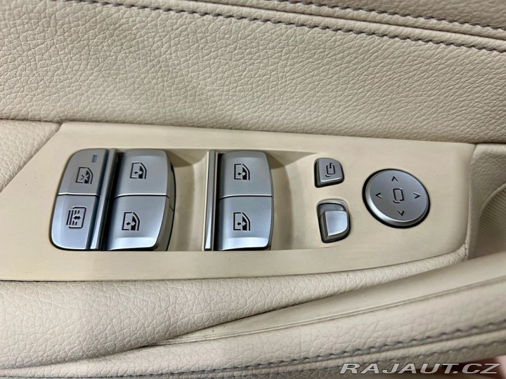 BMW 5 540i 250KW LUXURY LINE, L 2020