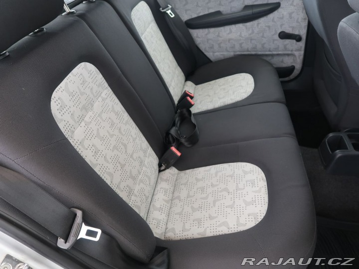 Škoda Fabia 1.4TDI,55kW,AC,Tažné 2003