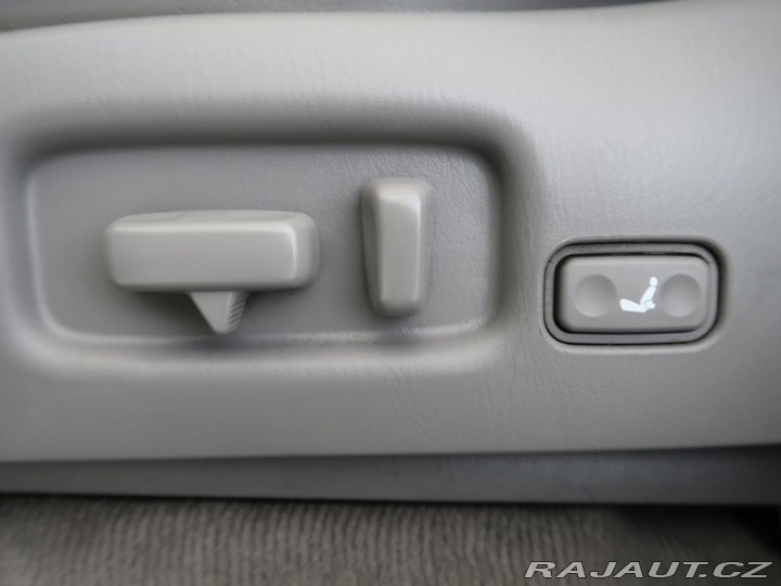 Toyota Land Cruiser 4.7L,V8,4x4,CZ,AT 2003