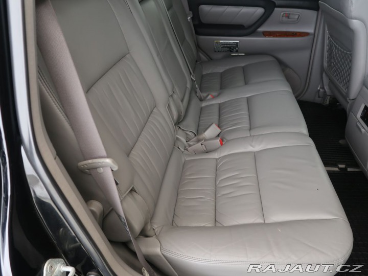 Toyota Land Cruiser 4.7L,V8,4x4,CZ,AT 2003