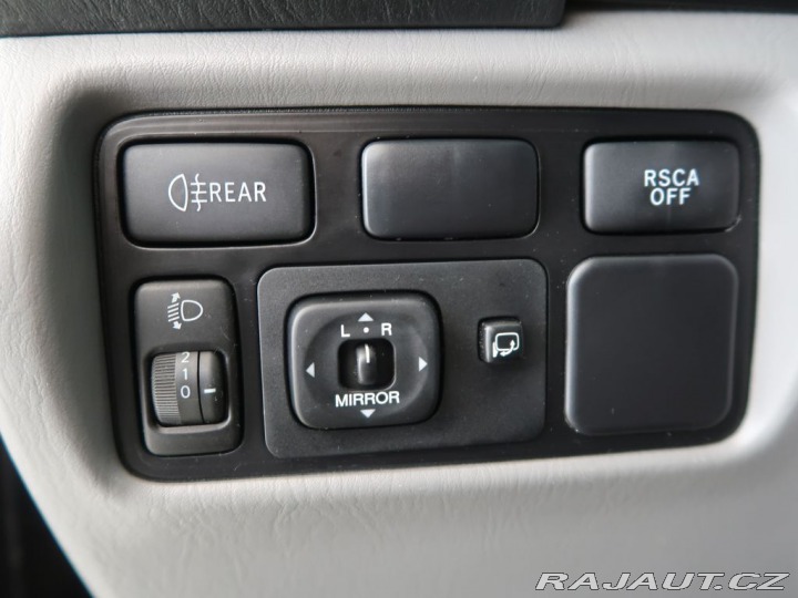 Toyota Land Cruiser 4.7L,V8,4x4,CZ,AT 2003