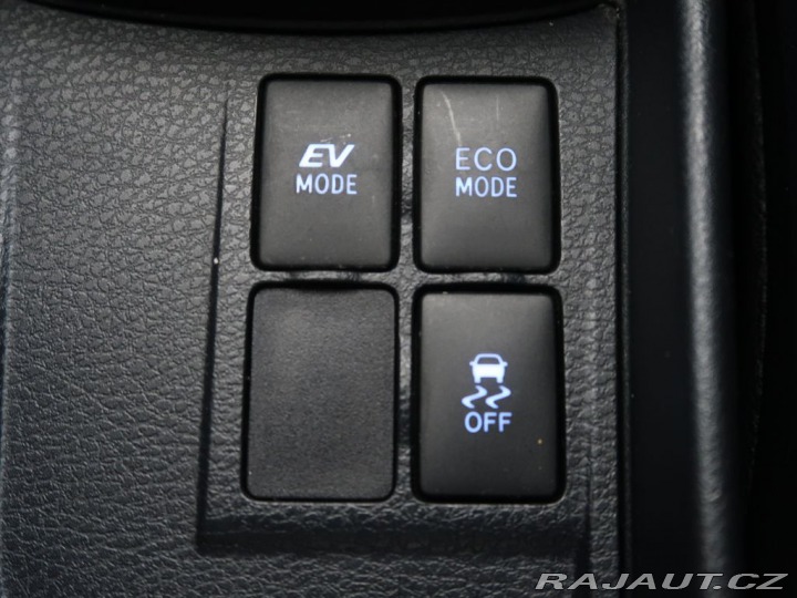 Toyota Yaris 1.5Hybrid,CZ,Style,Panora 2015