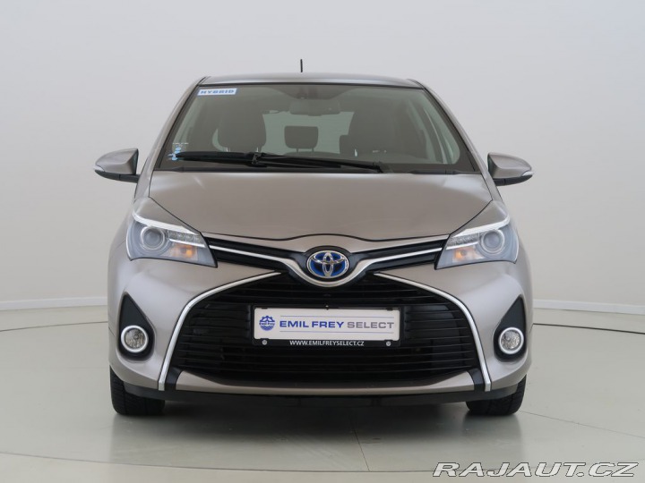 Toyota Yaris 1.5Hybrid,CZ,Style,Panora 2015