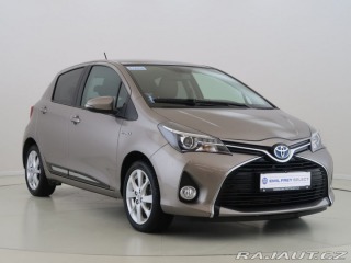 Toyota Yaris 1.5Hybrid,CZ,Style,Panora 2015