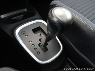 Toyota Yaris 1.5Hybrid,CZ,Style,Panora 2015