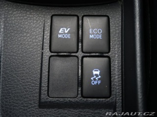 Toyota Yaris 1.5Hybrid,CZ,Style,Panora 2015