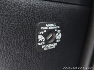 Toyota Yaris 1.5Hybrid,CZ,Style,Panora 2015