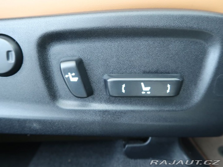 Lexus Ostatní modely RX 300 2.0i,CZ,1Maj,4x4,Limited 2022