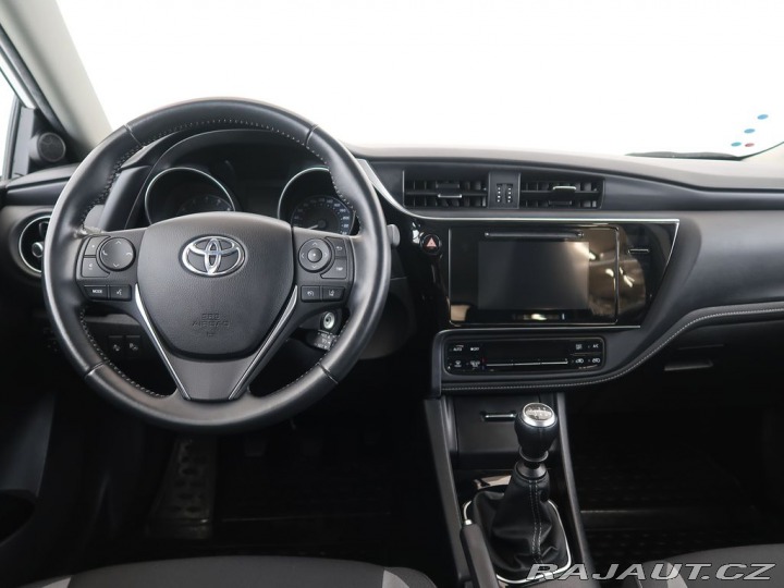 Toyota Auris 1.6,Valvematic,CZ,ActiveT 2017