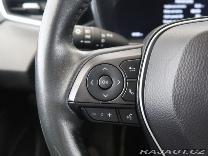 Toyota Corolla 1.8,Hybrid,CZ,1Maj,Comfor 2023