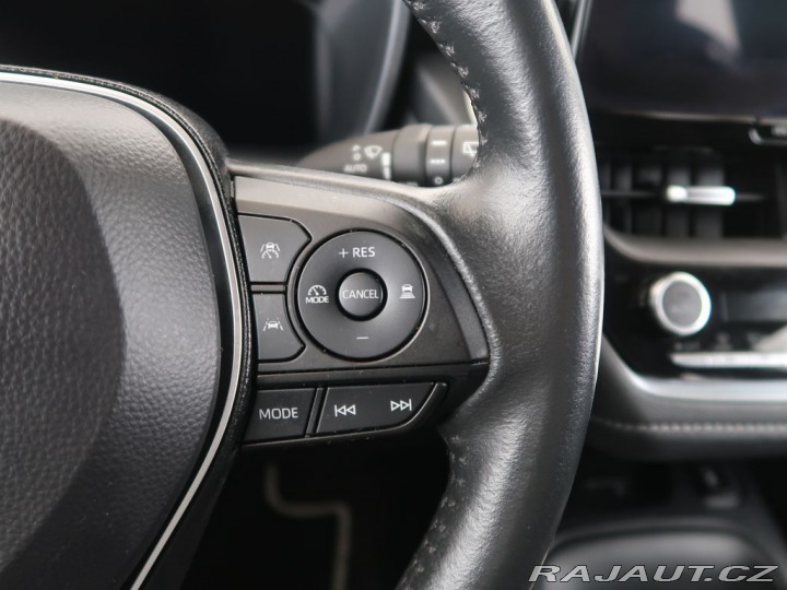 Toyota Corolla 1.8,Hybrid,CZ,1Maj,Comfor 2023