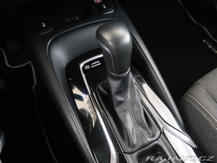 Toyota Corolla 1.8,Hybrid,CZ,1Maj,Comfor 2023