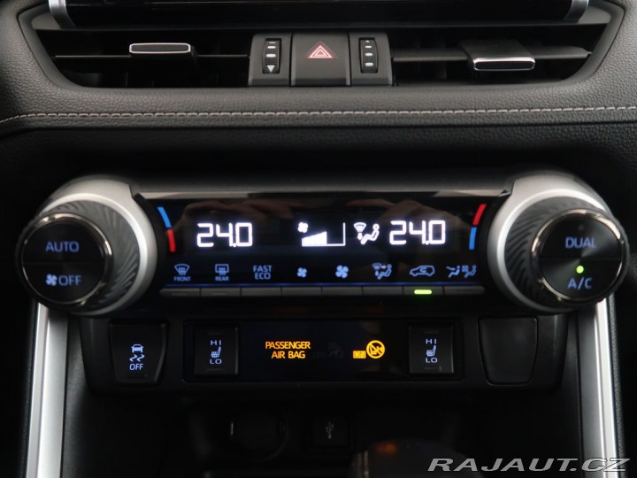 Toyota RAV4 2.5Hybrid,4x4,CZ,ComfortS 2022