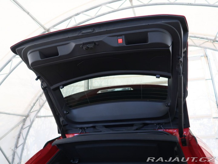 Ostatní značky Ostatní modely DS Automobiles DS4 E-TENSE,CZ,1Maj,RIVOLI,AT 1800