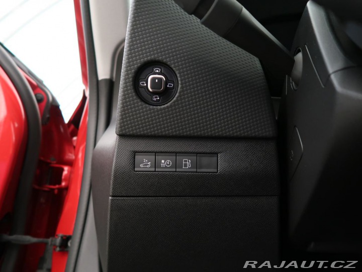 Ostatní značky Ostatní modely DS Automobiles DS4 E-TENSE,CZ,1Maj,RIVOLI,AT 1800