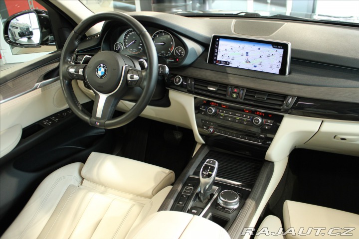 BMW X5 xDrive40d NezTop/HUD/Pano 2018